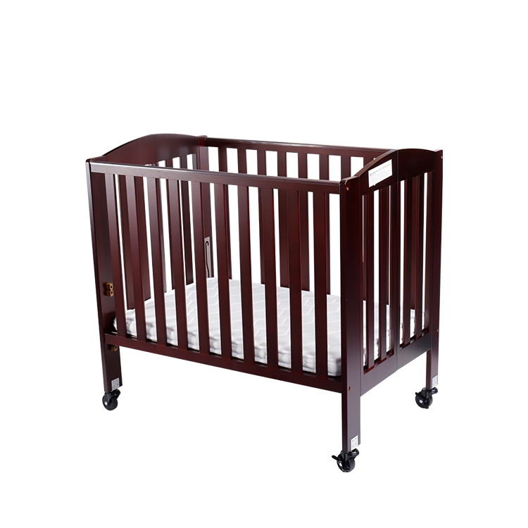 Wooden Folding Design Adjustable Height Baby Crib from China